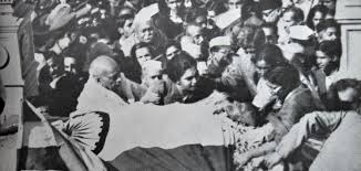 Gandhi, Aligarh, and Two Minutes of Silence